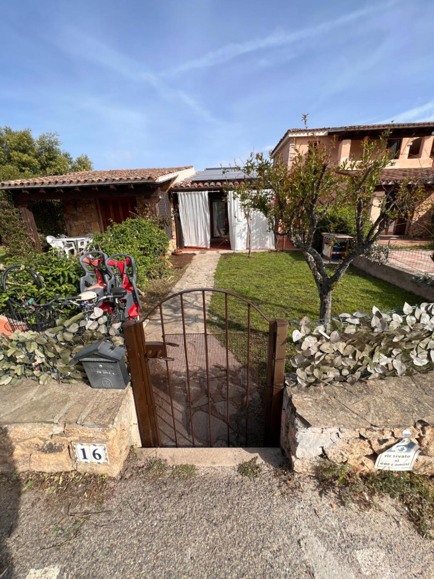 Villetta La Cinta San Teodoro  Exteriör bild